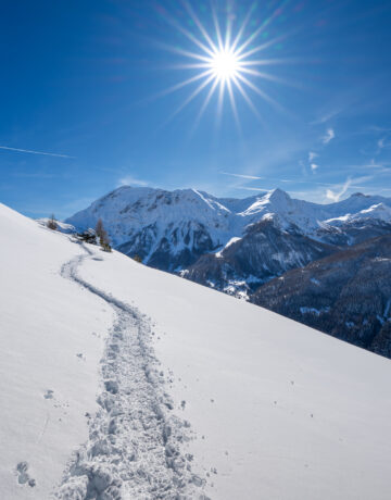 Montagnes enneigées à Orcières